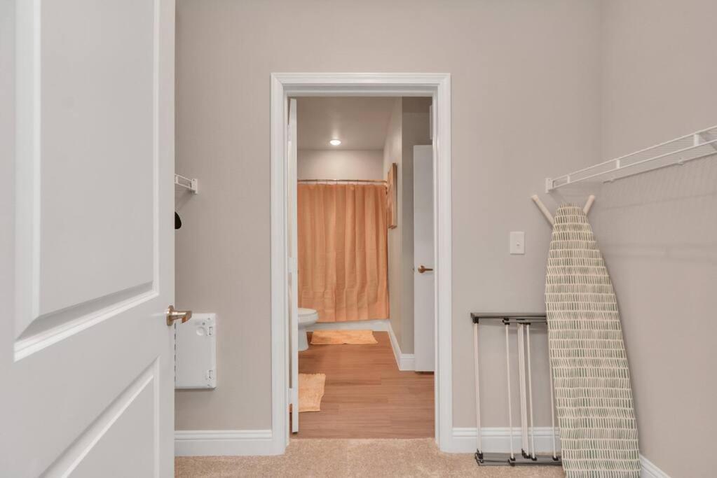 The Golden Treasure Near Kemah Boardwalk! Apartment Exterior photo